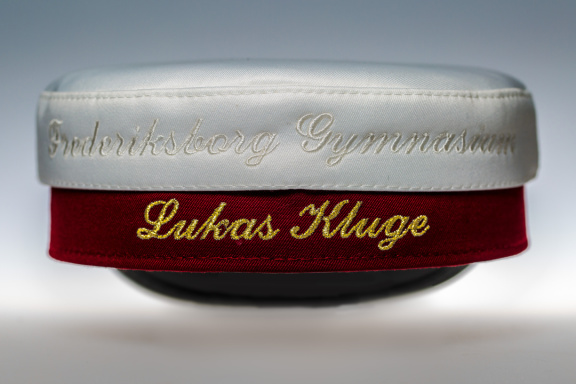 Lukas-studenterhue-2016