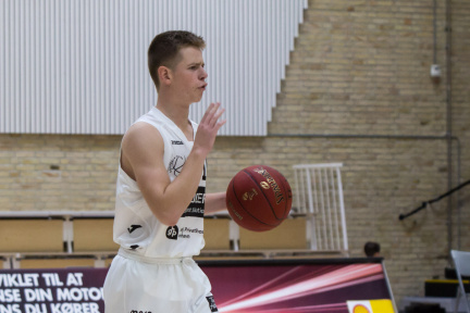 20171007-79ers-60D-1q5-q7-53