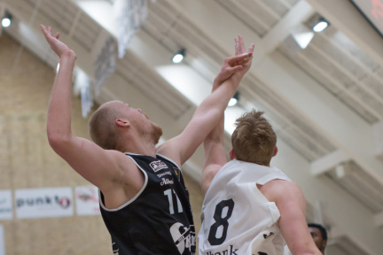 20171018-79ersH-1k5-q7-035