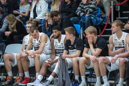 20171018-79ersH-1k5-q7-049