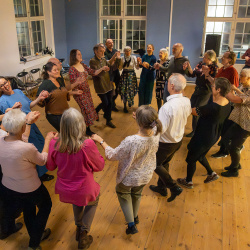 Vintherbal - Klaverfabrikken/Folk 23. jan. 2026